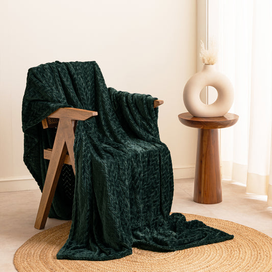 Fort Mellow - Wave Plush BlanketFort Mellow - Wave Plush Blanket