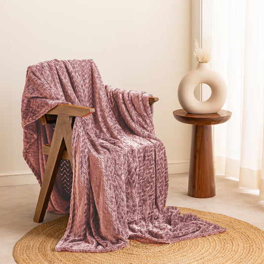 Fort Mellow - Wave Plush BlanketFort Mellow - Wave Plush Blanket