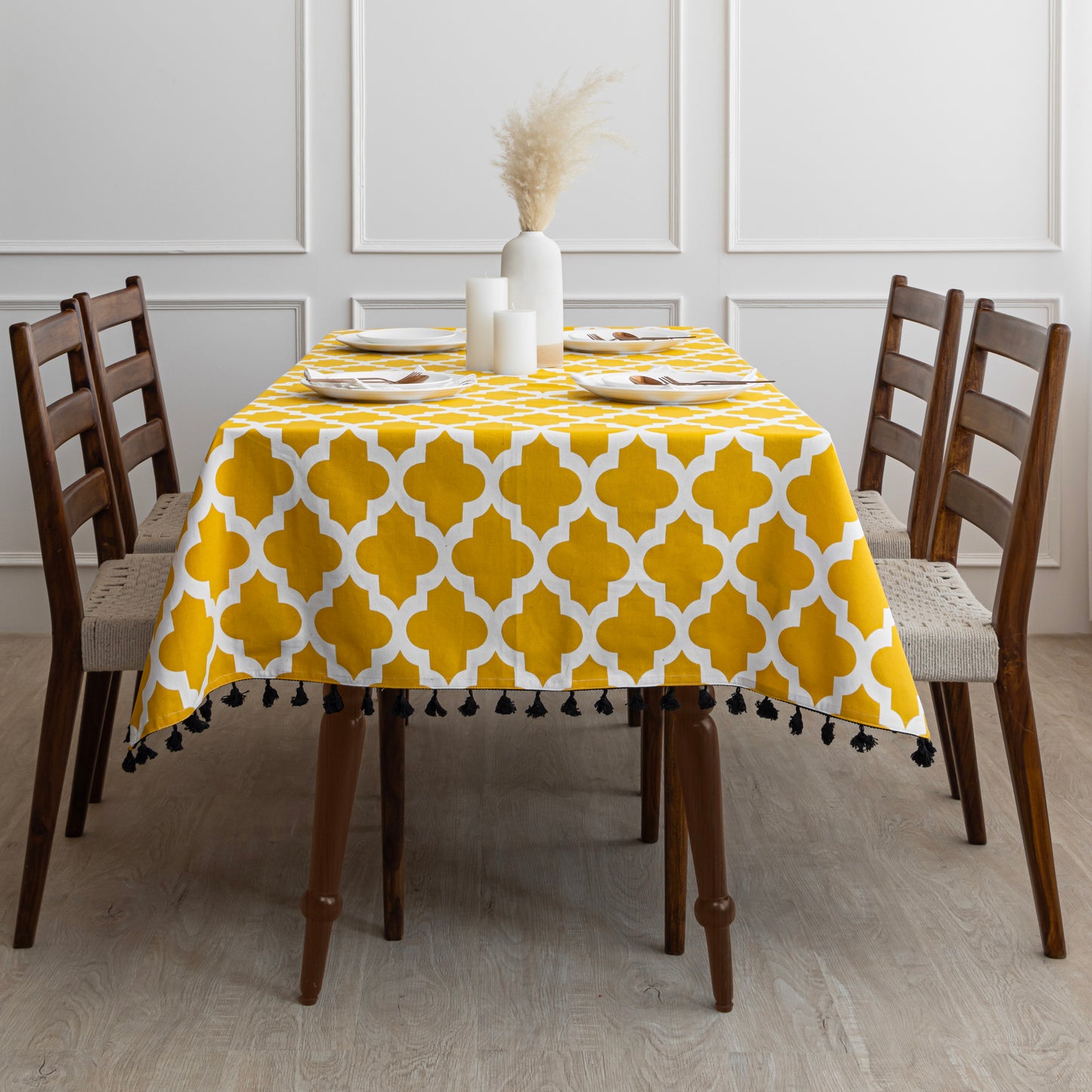 Handpicked Quatrefoil - Table Cover